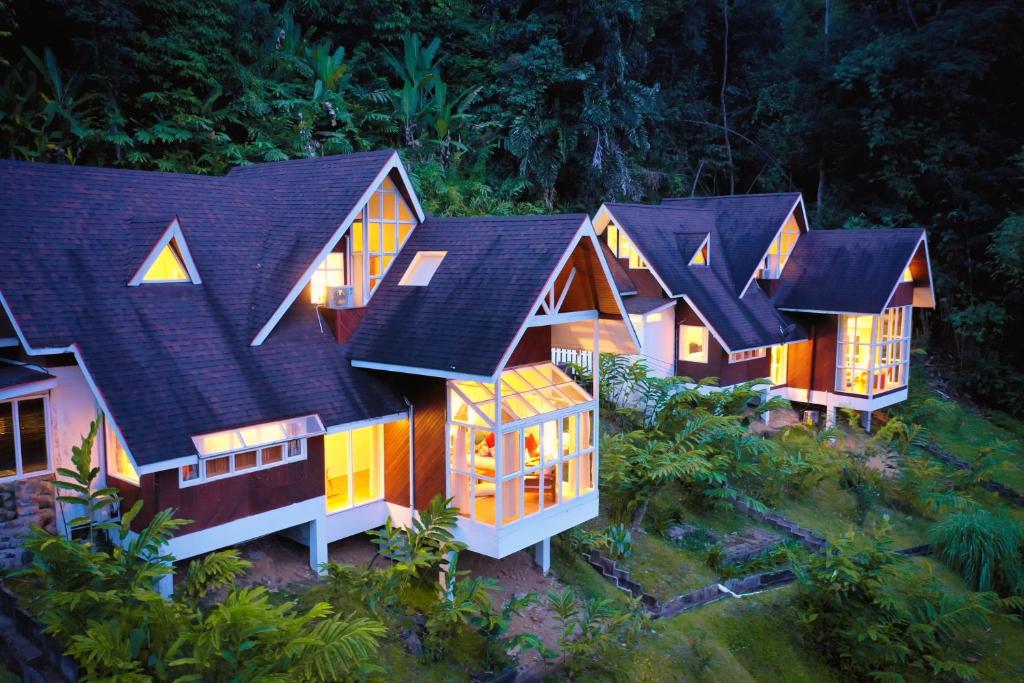 Sutera Sanctuary Lodges At Poring Hot Springs